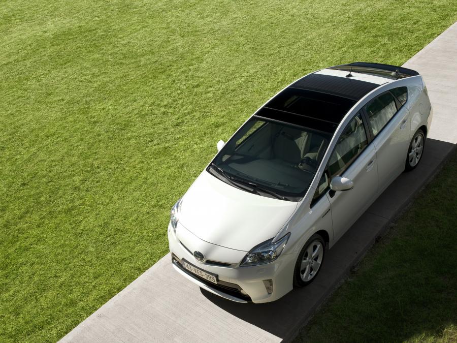  Toyota Prius 2012 года  (фото 23 из 40)